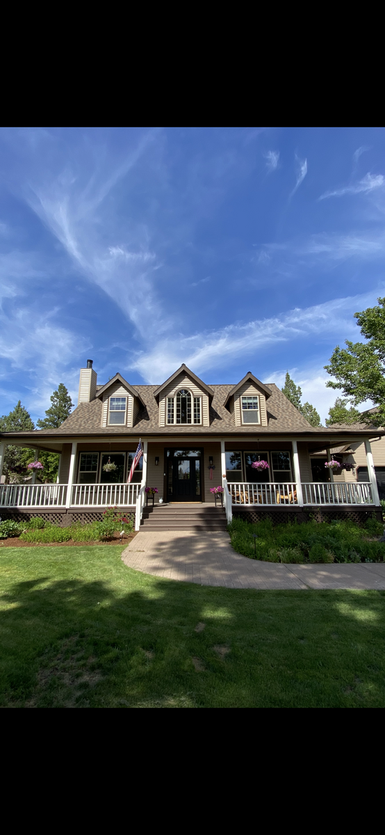 Crystal clear windows on a Central Oregon home